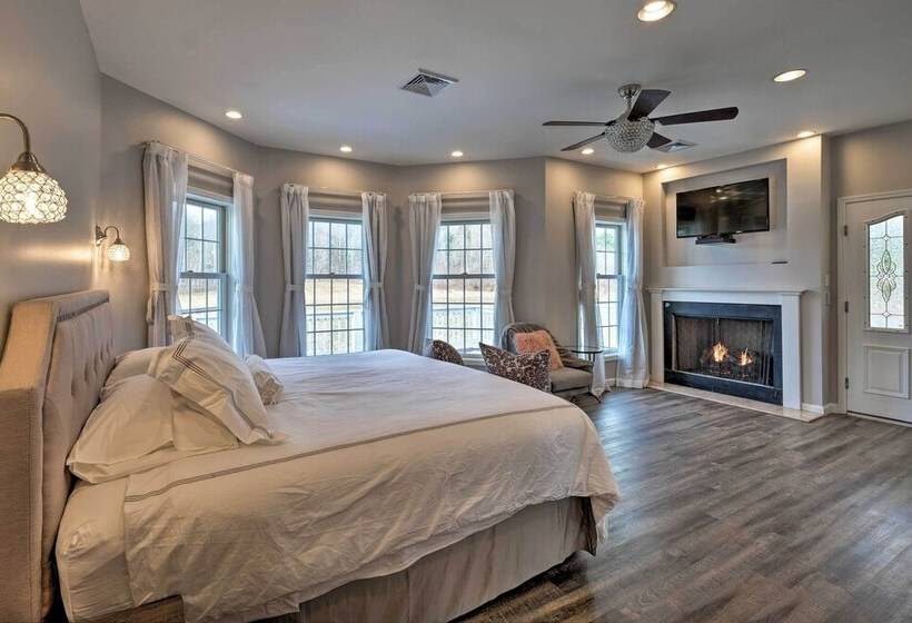 Windham Manor On 45 Acres 5 Mi. To Ski Resort!