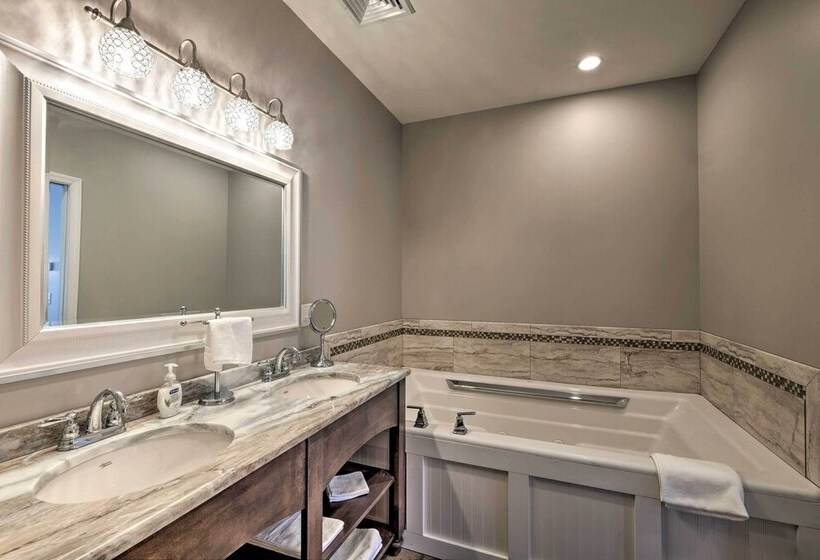 Windham Manor On 45 Acres 5 Mi. To Ski Resort!