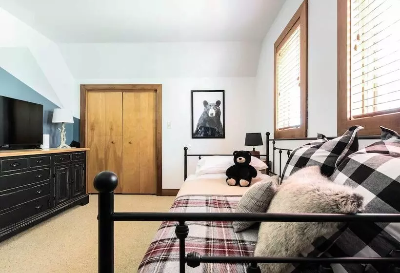 Wintergreen Resort Home ~ 2 Miles To Ski Slopes!