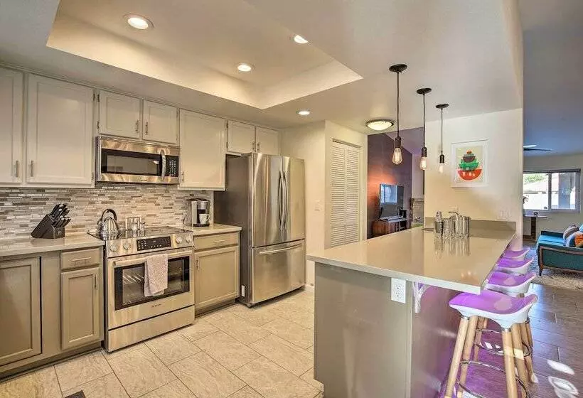 223332   3 Br Retreat W/ Pool & Putting Green!