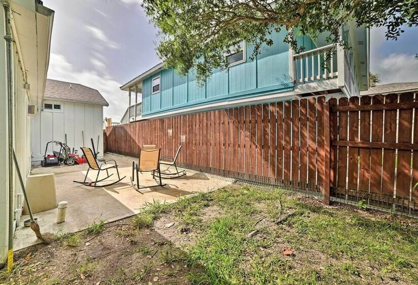 Bayfront Deck:  Casa Pescadores  Rockport Escape