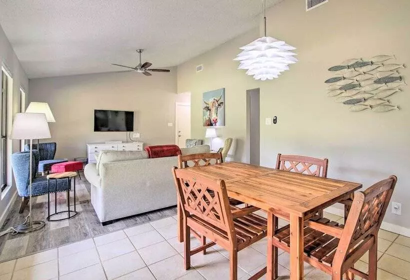 Bright Jonestown Retreat W/ Yard & Porch!