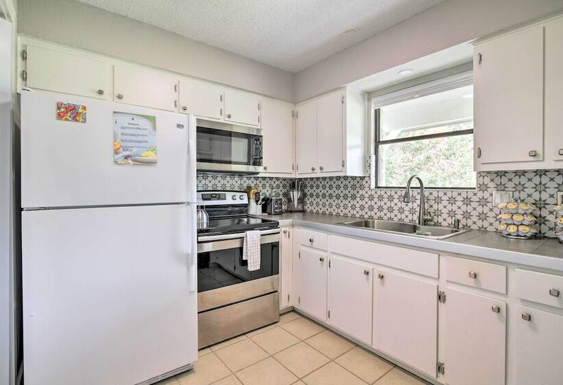 Bright Jonestown Retreat W/ Yard & Porch!