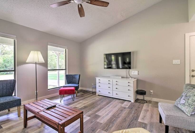 Bright Jonestown Retreat W/ Yard & Porch!