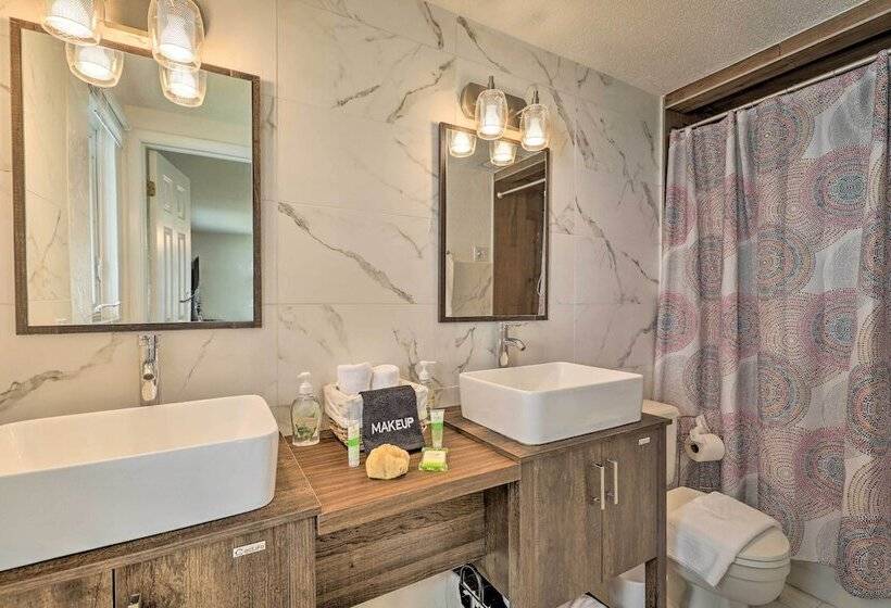 Charming Home W/ Patio, 7 Mi To Sunset Beach!