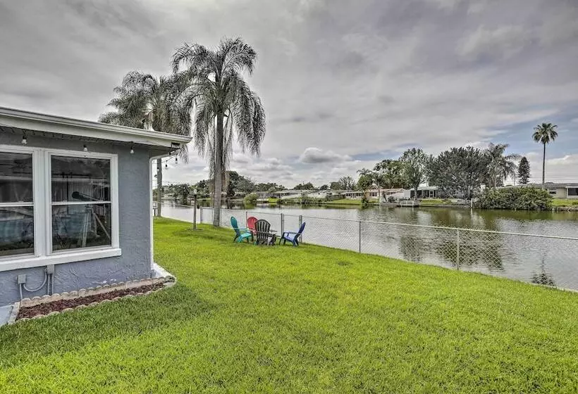 Charming Home W/ Patio, 7 Mi To Sunset Beach!