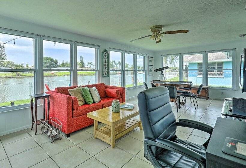 Charming Home W/ Patio, 7 Mi To Sunset Beach!