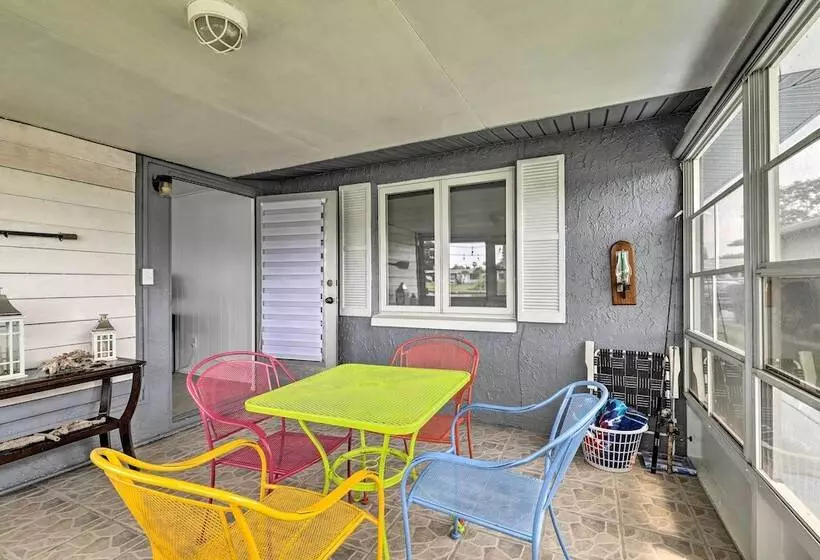 Charming Home W/ Patio, 7 Mi To Sunset Beach!