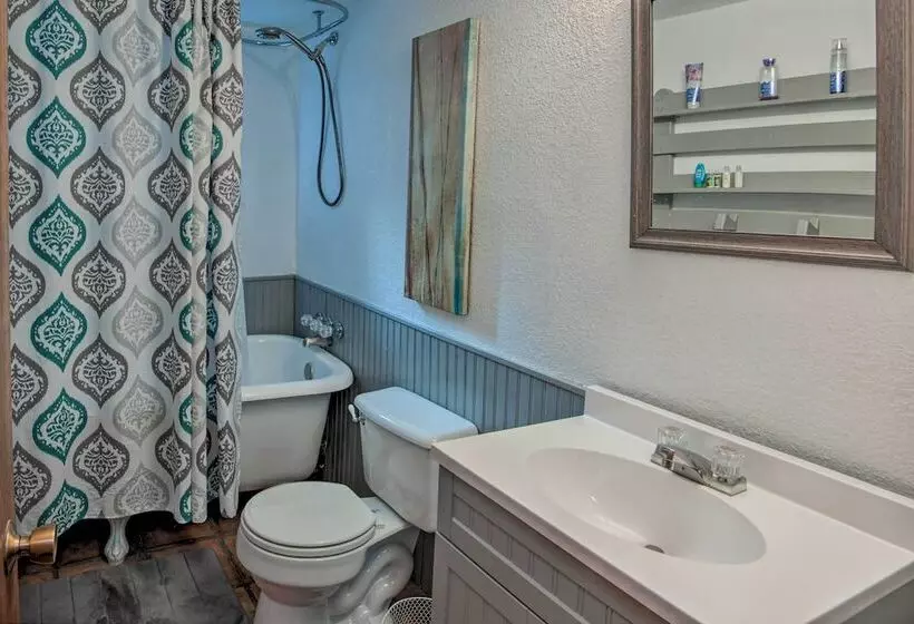 Cozy Mountain Cabin ~ 7 Mi To Heavenly Ski Resort!