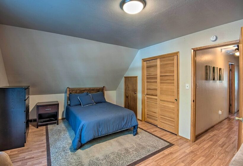 Cozy Mountain Cabin ~ 7 Mi To Heavenly Ski Resort!