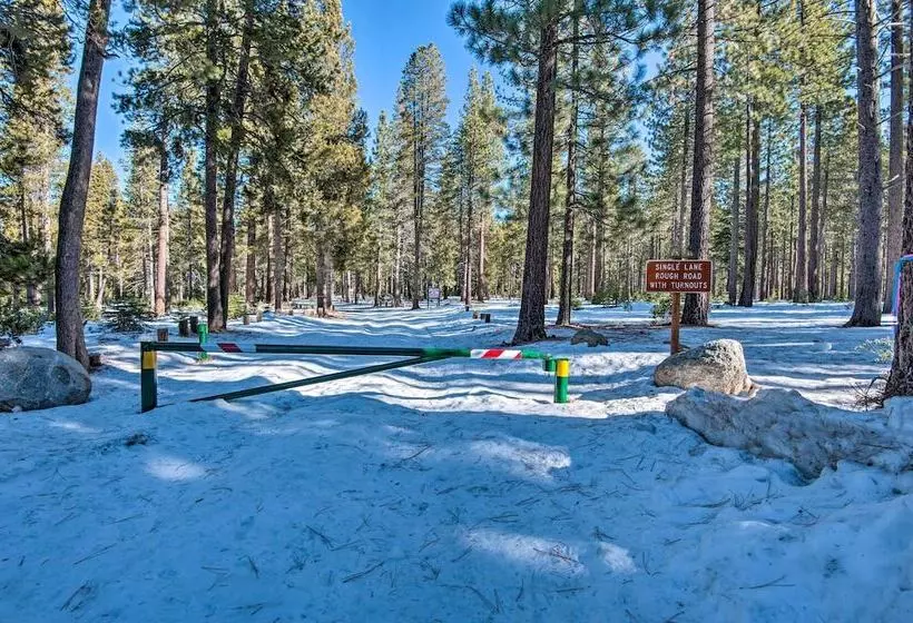 Cozy Mountain Cabin ~ 7 Mi To Heavenly Ski Resort!