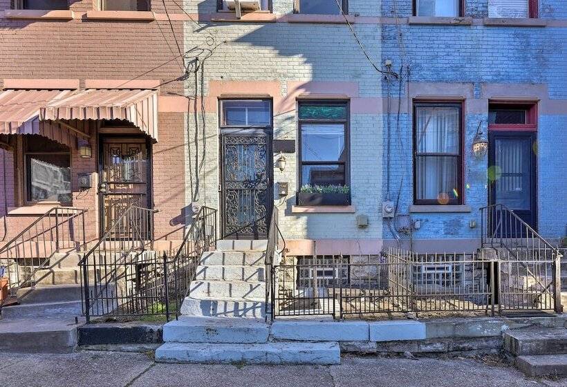 Cincinnati Retreat W/ Patio & Grill!