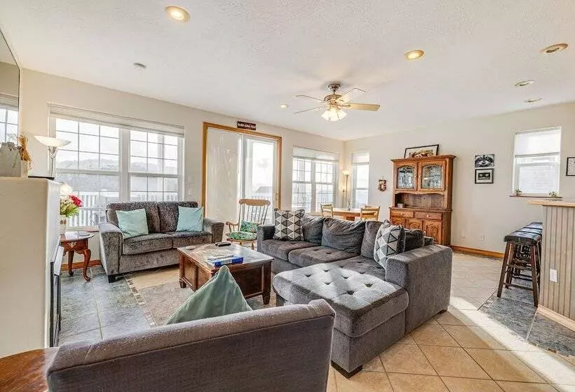 Walk To Beach: Pacific City Home W/ Bay Views!