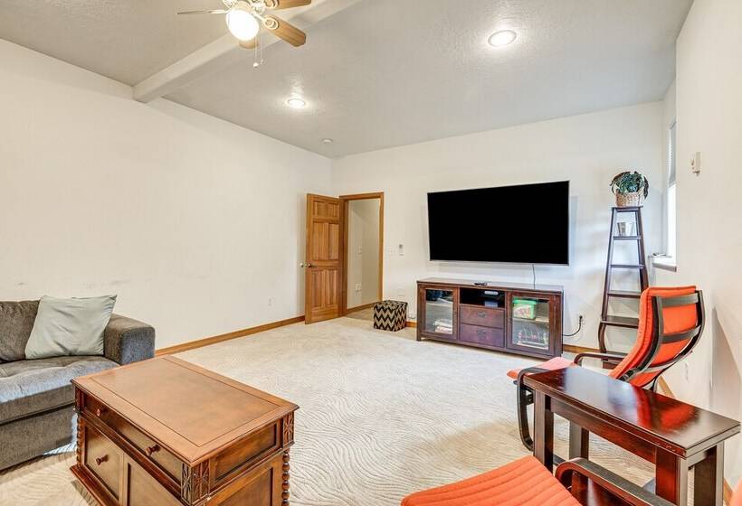 Walk To Beach: Pacific City Home W/ Bay Views!