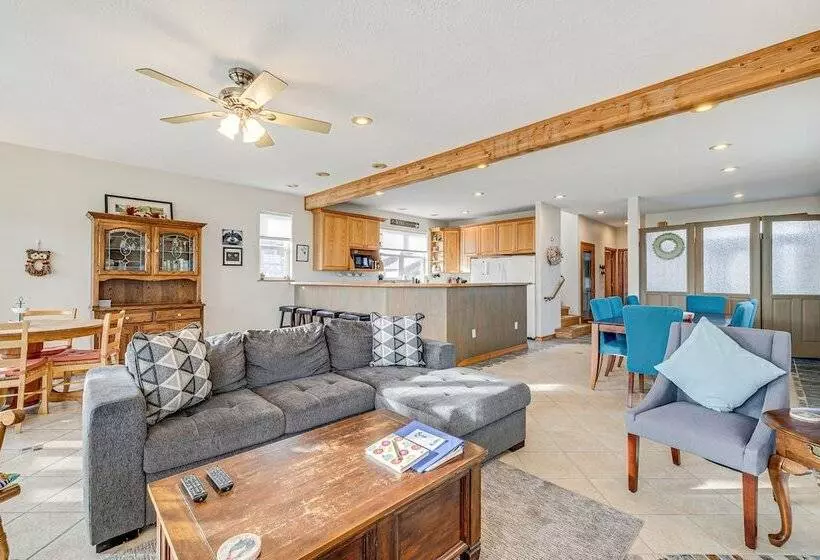 Walk To Beach: Pacific City Home W/ Bay Views!