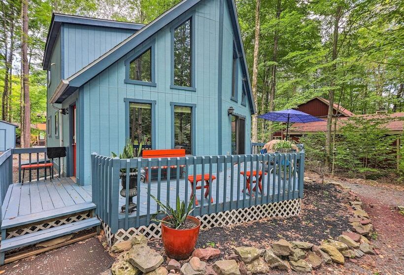 Colorful Pocono Lake Cabin W/ Deck & Fire Pit