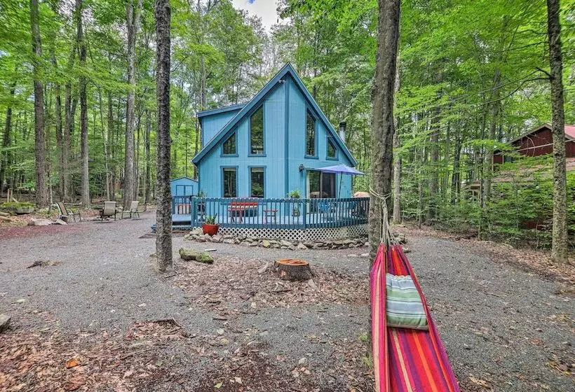 Colorful Pocono Lake Cabin W/ Deck & Fire Pit