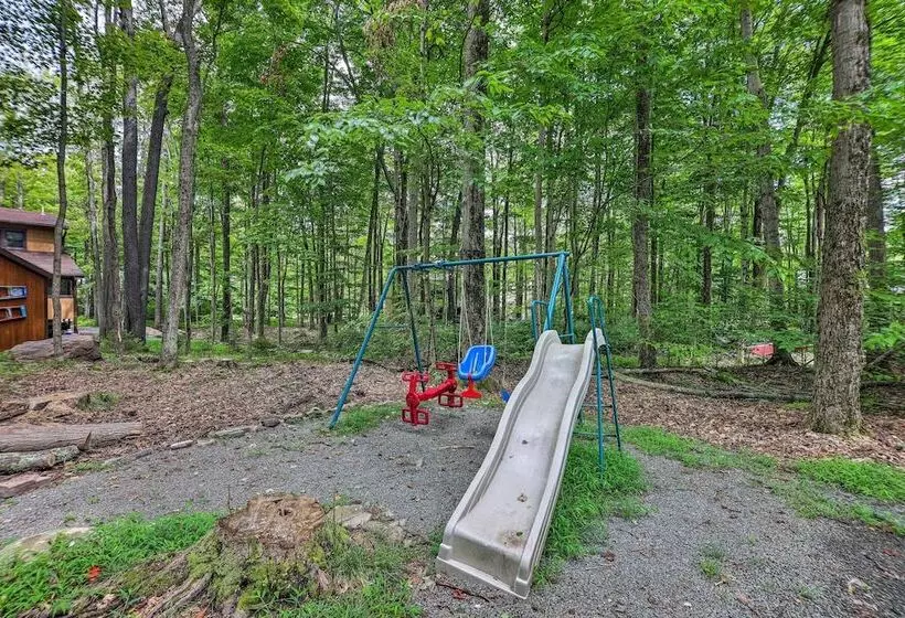 Colorful Pocono Lake Cabin W/ Deck & Fire Pit