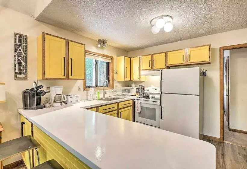 Colorful Pocono Lake Cabin W/ Deck & Fire Pit