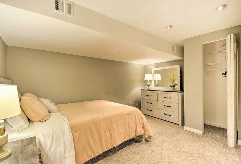 Cozy Lakeside Maryland Home 12 Mi To Dtwn!