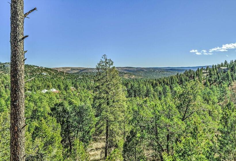 Cozy & Modern Ruidoso Cabin W/ Stellar Views!