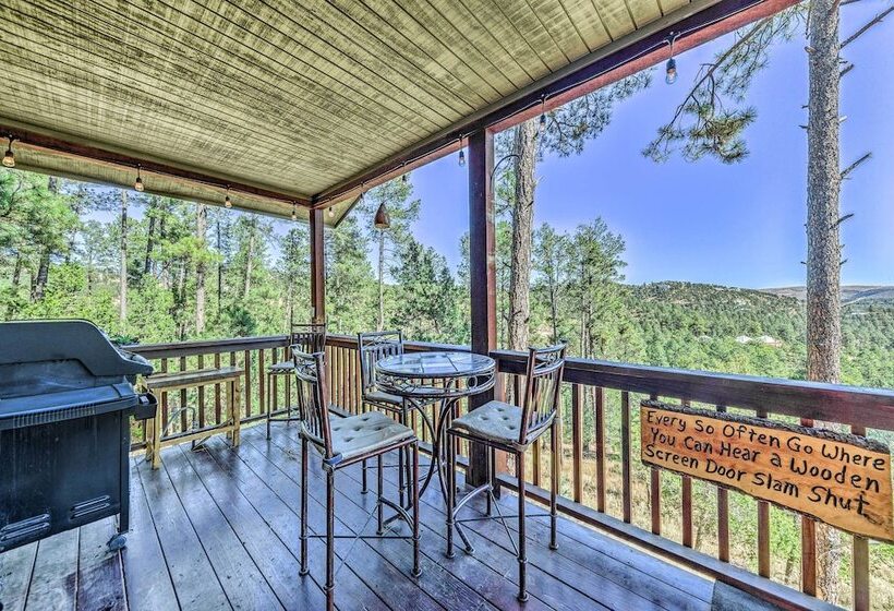 Cozy & Modern Ruidoso Cabin W/ Stellar Views!