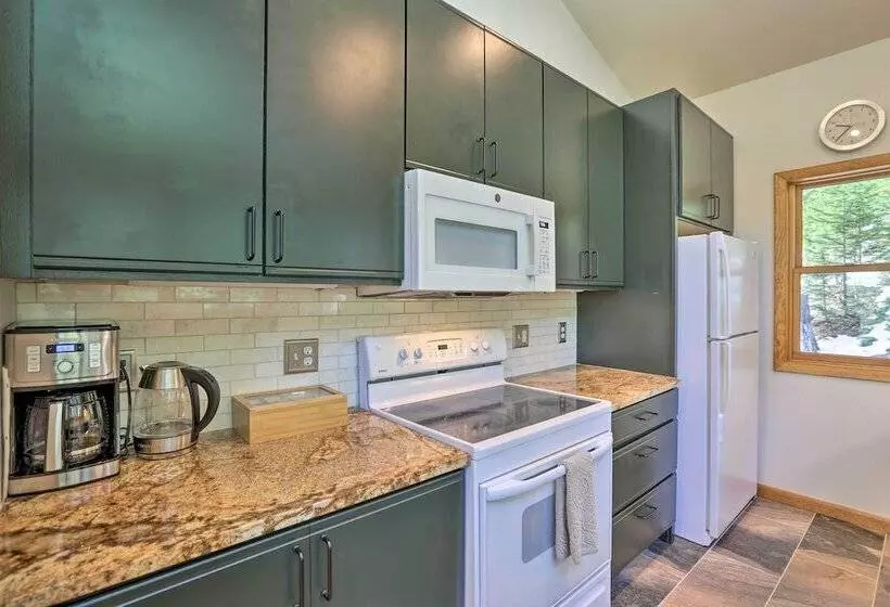 Creekside Mtn House W/ Deck: 8 Mi To Idaho Springs