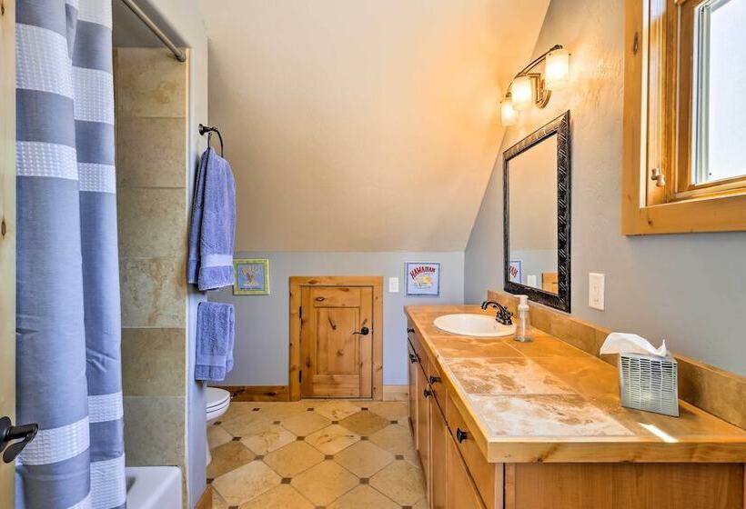 Dtwn Frisco Home W/ Mtn View, 11 Mi To Ski Breck!