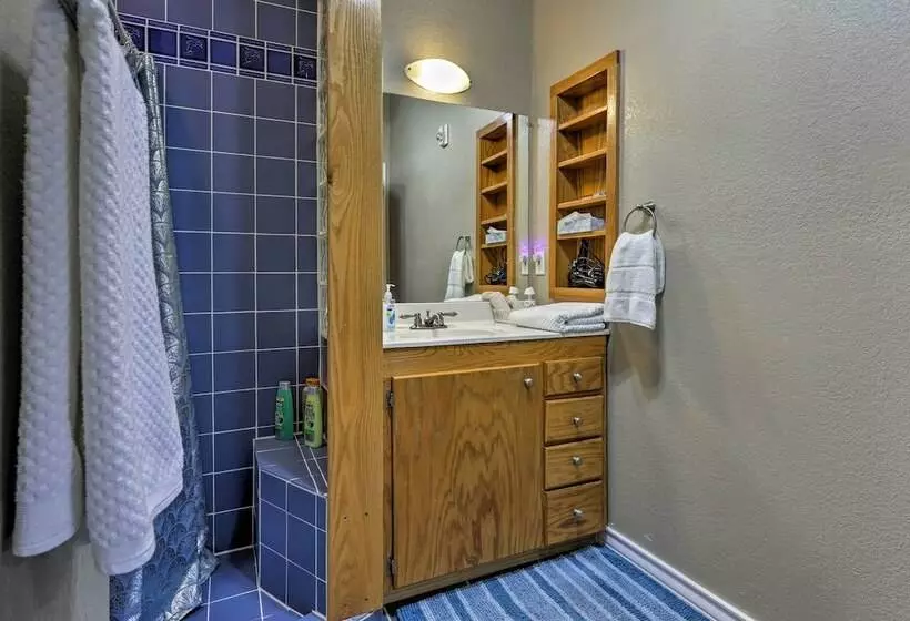 Dripping Springs Home W/ Deck, Near Wedding Venue