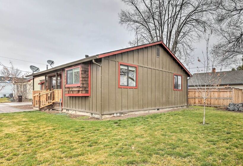 Family Friendly Redmond Getaway: Walk To Dtwn