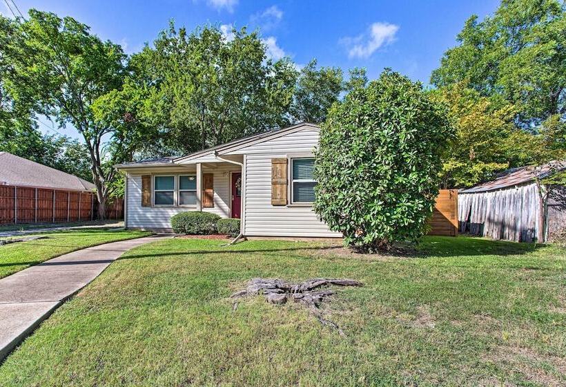 Gigi S Place  W/ Fire Pit, Half Mile To Dtwn