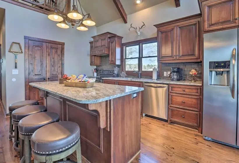 Shoreline Home W/ Boat Dock & Fire Pit In Shelby!