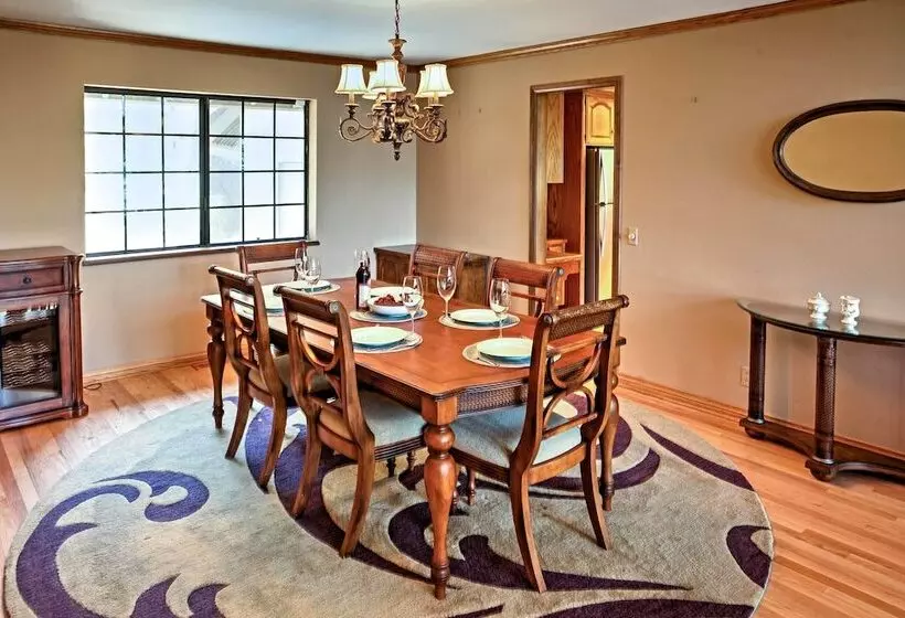 Lake Arrowhead House W/ Lake Views & Wet Bar!