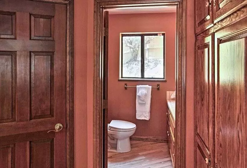 Lake Arrowhead House W/ Lake Views & Wet Bar!