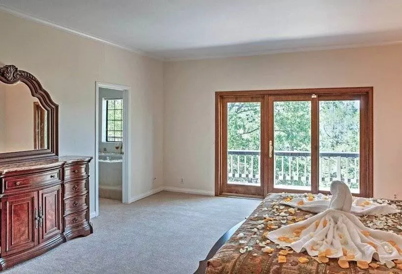 Lake Arrowhead House W/ Lake Views & Wet Bar!