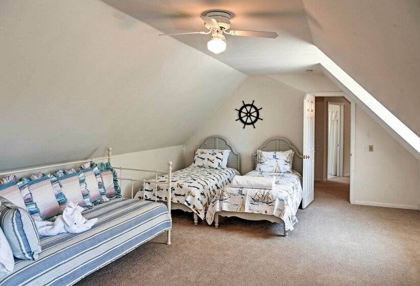 Lake Arrowhead House W/ Lake Views & Wet Bar!