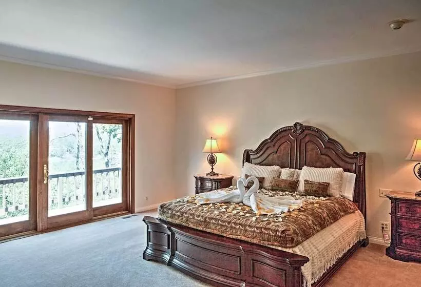 Lake Arrowhead House W/ Lake Views & Wet Bar!