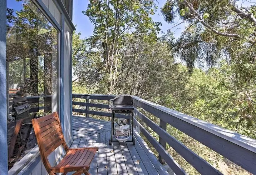 Lake Gregory Getaway: Cabin With Deck + Grill!