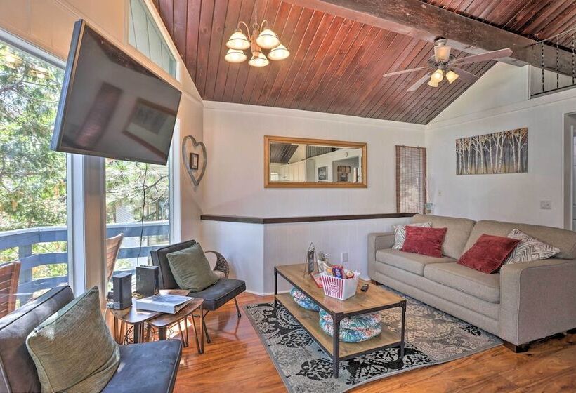 Lake Gregory Getaway: Cabin With Deck + Grill!