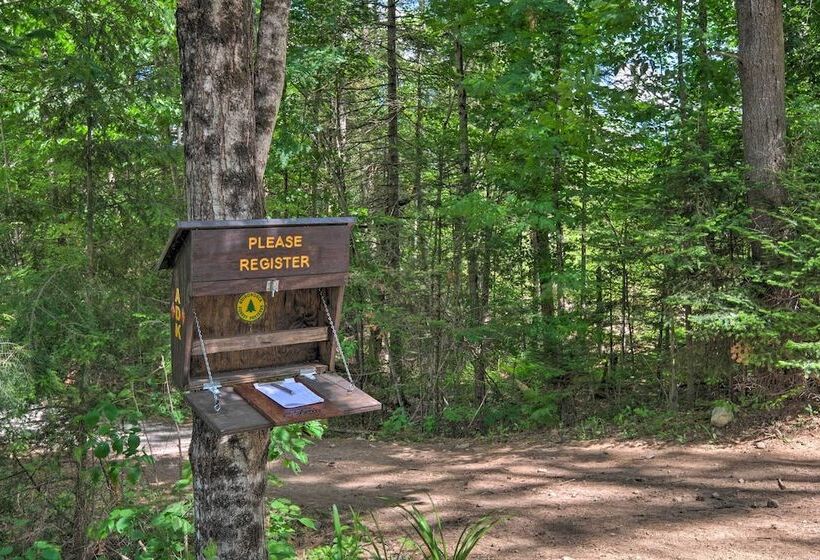 Lakefront Bolton Alderbrook Chalet W/ Fire Pit!