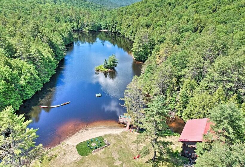 Lakefront Bolton Alderbrook Chalet W/ Fire Pit!