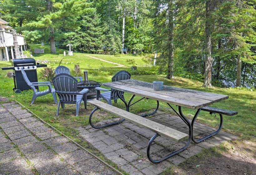 Lakefront Family Escape W/ Views, Dock, & Kayaks!