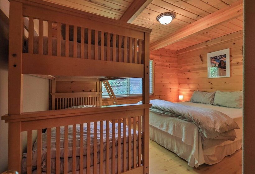 Leavenworth Cabin 3 Mi To Lake Wenatchee: Hot Tub!