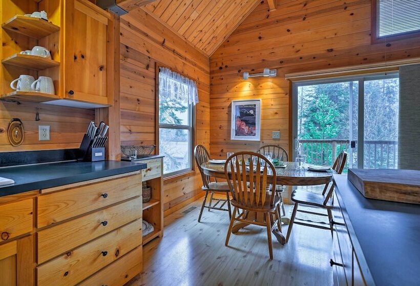 Leavenworth Cabin 3 Mi To Lake Wenatchee: Hot Tub!