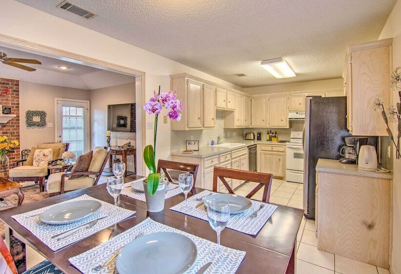 Lubbock Home W/ Deck & Yard 8 Miles To Ttu!