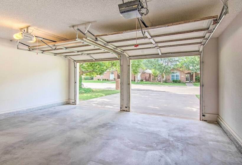 Lubbock Home W/ Deck & Yard 8 Miles To Ttu!