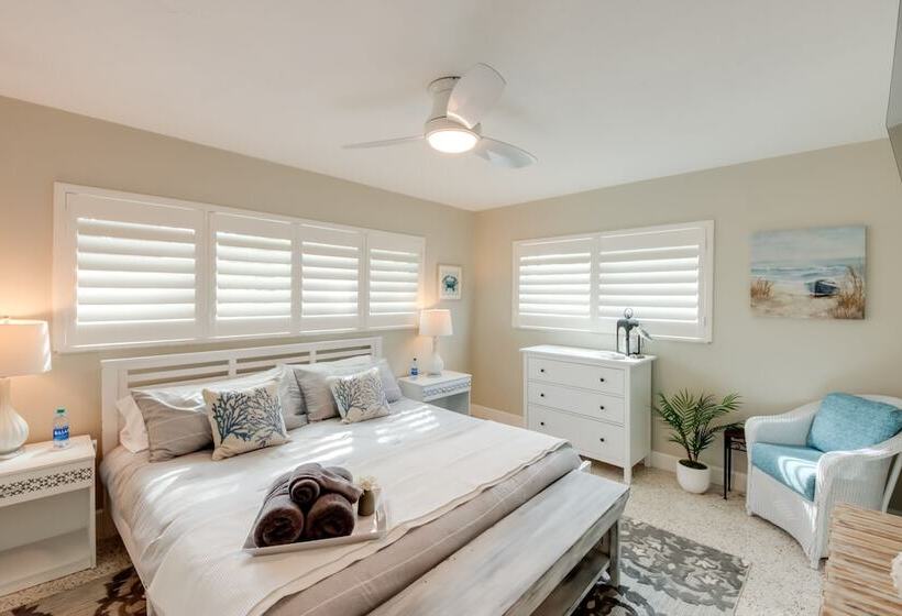 Lush Punta Gorda Escape: Private Pool + Lanai