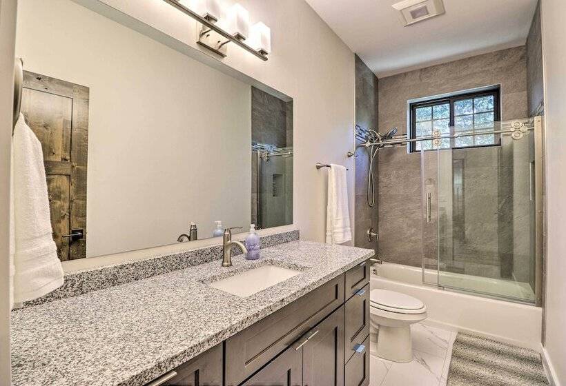 Modern Kalispell Retreat: 37 Mi To Glacier Np