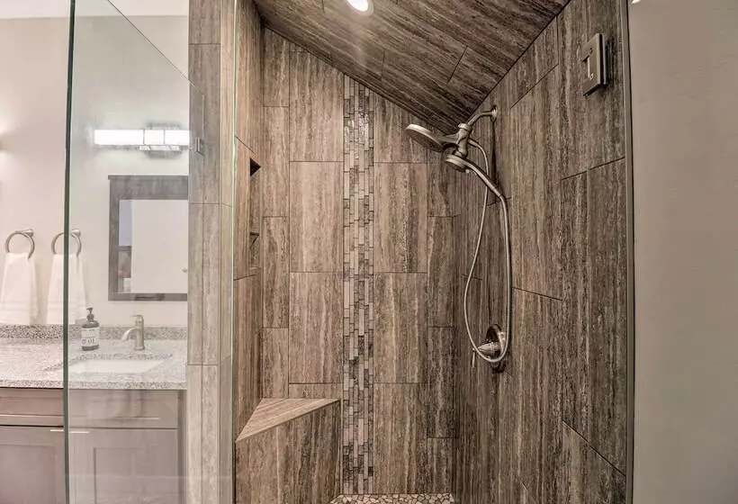 Modern Kalispell Retreat: 37 Mi To Glacier Np
