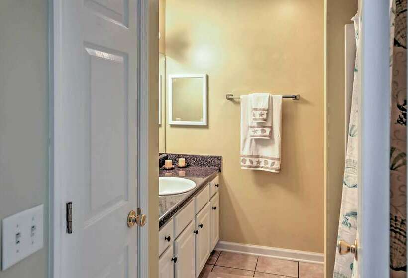 Pcb Family Home W/ Pool Access, 1 Mile To Beach!